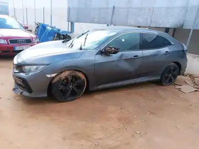 Veículo de Sucata honda civic x fastback (fc_, fk_) 1.0 vtec (fk6) do ano 2018 alimentado p10a2