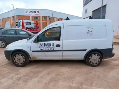 Veículo de Sucata opel combo familiar do ano 2012 alimentado z13