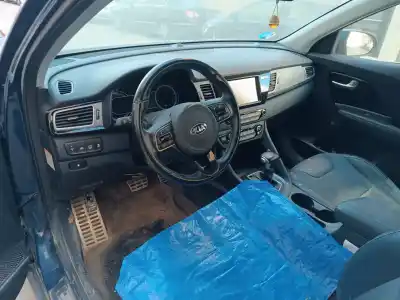 Scrapping Vehicle kia niro concept plug-in hybrid of the year 2017 powered g4le