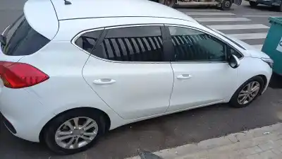 Scrapping Vehicle kia cee´d concept of the year 2013 powered d4fc