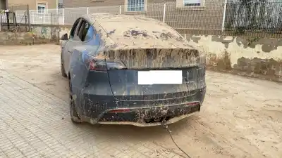 Véhicule à la ferraille tesla model y (5yjy) ev a las 4 ruedas de l'année 2022 alimenté 3d3 y 3d7