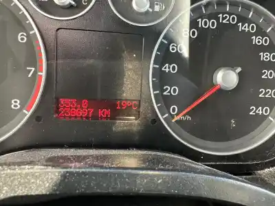 Здавання транспортного засобу ford c-max (cb3) ambiente року 2007 потужний shda