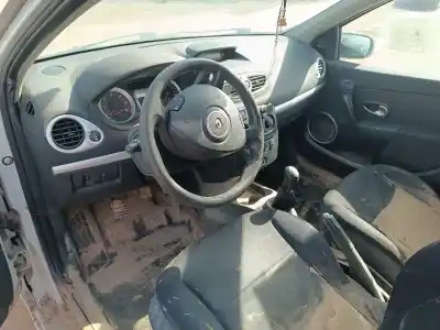 Scrapping Vehicle renault clio iii authentique of the year 2007 powered k9k768