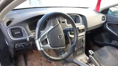 Scrapping Vehicle volvo v40 kinetic of the year 2017 powered d4204t9