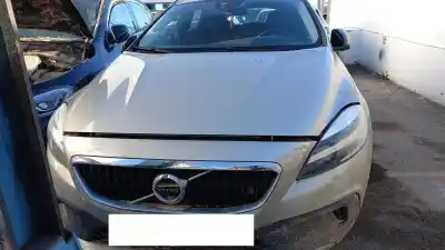 Scrapping Vehicle volvo v40 kinetic of the year 2017 powered d4204t9