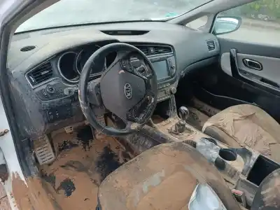 Scrapping Vehicle kia ceed drive of the year 2018 powered g4lc