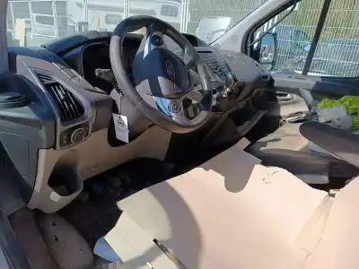 Здавання транспортного засобу ford transit custom kombi 300 l1 155 cv / 114 kw року 2015 потужний cvff