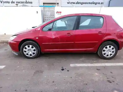 Veicolo di demolizione peugeot 307 (s1) xr dell'anno 2005 alimentato nfu