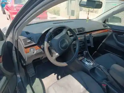 Veicolo di demolizione audi a4 berlina (8e) 2.5 v6 24v tdi cat (aym) dell'anno 2001 alimentato aym