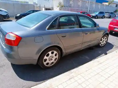 Veicolo di demolizione audi a4 berlina (8e) 2.5 v6 24v tdi cat (aym) dell'anno 2001 alimentato aym