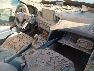 Veicolo di demolizione kia ceed business dell'anno 2020 alimentato d4fe