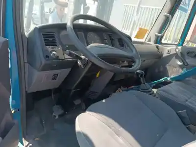 Vehicul casat NISSAN ATLEON 3.0 D al anului 2000 alimentat BD30D