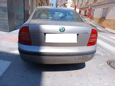 Здавання транспортного засобу skoda superb (3u4) collection року 2006 потужний bsv