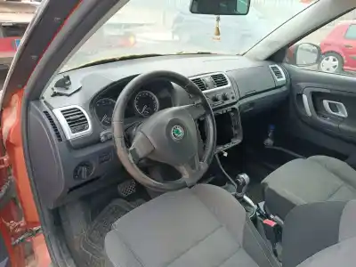Veicolo di demolizione skoda fabia (5j2 ) sport dell'anno 2008 alimentato bts