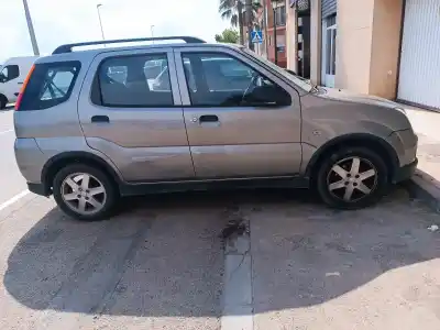 Verschrottungsfahrzeug SUZUKI IGNIS RM (MH)  des Jahres 2004 angetrieben M15A