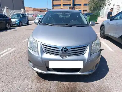 Verschrottungsfahrzeug TOYOTA AVENSIS CROSS SPORT (T27)  des Jahres 2009 angetrieben 1AD