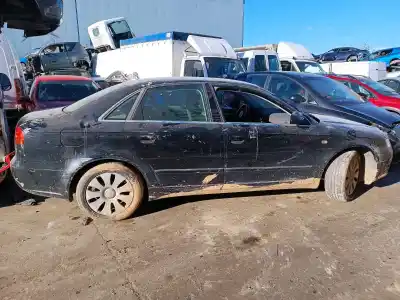 Veicolo di demolizione AUDI A4 BERLINA (8E) 1.9 TDI dell'anno 2006 alimentato BRB