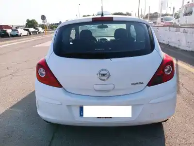 Veicolo di demolizione opel corsa d catch me dell'anno 2011 alimentato a13dtc