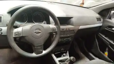 Здавання транспортного засобу opel astra gtc enjoy року 2006 потужний z14xep
