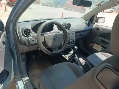 Здавання транспортного засобу ford fiesta (cbk) ambiente року 2003 потужний fxjb