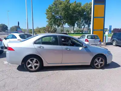 Здавання транспортного засобу honda accord berlina (cl/cn) 2.2i ctdi sport року 2005 потужний n22a1