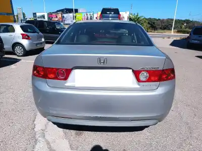 Здавання транспортного засобу honda accord berlina (cl/cn) 2.2i ctdi sport року 2005 потужний n22a1