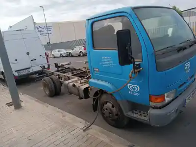 Здавання транспортного засобу nissan cabstar e cabina doble cabina doble року 2002 потужний bd30