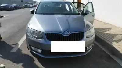 Здавання транспортного засобу skoda octavia combi (5e5) ambition року 2013 потужний ckf