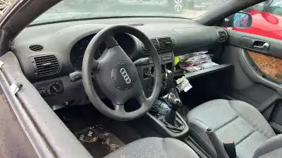 Scrapping Vehicle audi a3 (8l1) 1.6 of the year 2002 powered 
