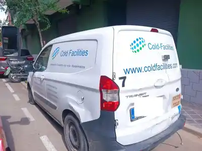 Sloopvoertuig ford transit courier limited 74 cv / 55 kw van het jaar 2017 aangedreven xucd