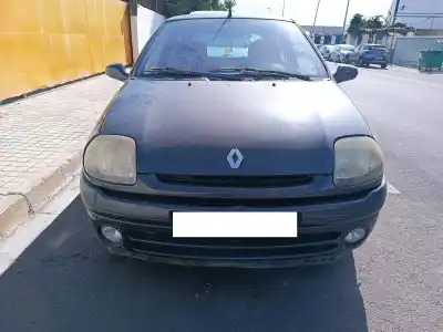 Vehicul casat renault clio ii fase i (b/cbo) 1.9 d alize al anului 1999 alimentat f8q630