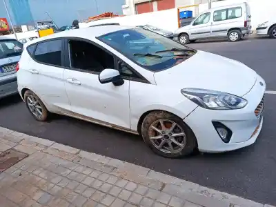 Sloopvoertuig ford fiesta (ce1) active van het jaar 2018 aangedreven xujl
