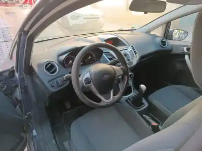 Vehicul casat ford fiesta (cb1) urban al anului 2011 alimentat stjb