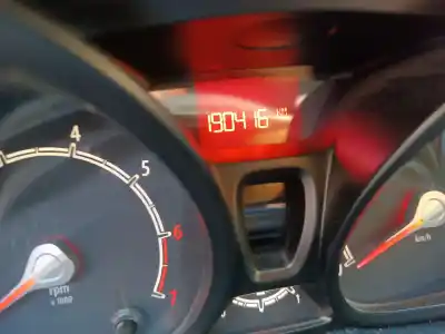 Vehicul casat ford fiesta (cb1) urban al anului 2011 alimentat stjb