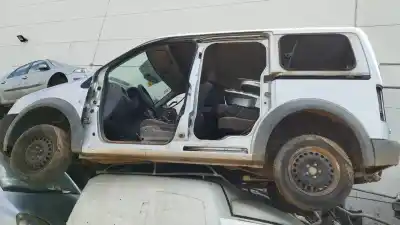 Здавання транспортного засобу ford tourneo connect (tc7) kombi b. corta (2006->) року 2005 потужний hcpa