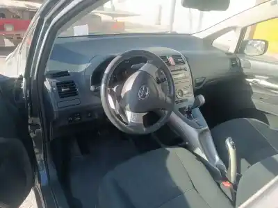 Scrapping Vehicle toyota auris luna of the year 2007 powered 1zr