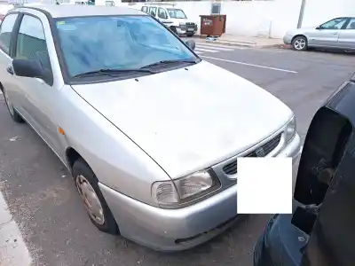 Veículo de Sucata seat ibiza (6k) cl do ano 1999 alimentado aex