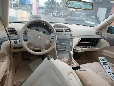 Veículo de Sucata mercedes-benz clase e (w211) berlina e 270 cdi (211.016) 177 cv / 130 kw do ano 2004 alimentado 647961