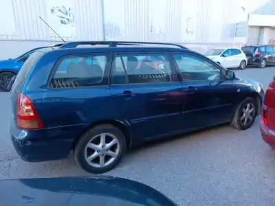 Veículo de Sucata toyota corolla (e12) 2.0 d-4d linea terra berlina do ano 2006 alimentado 1cdftv