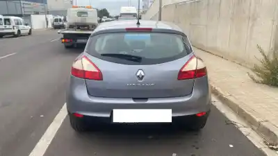 Veículo de Sucata renault megane iii berlina 5 p authentique do ano 2008 alimentado k4m858