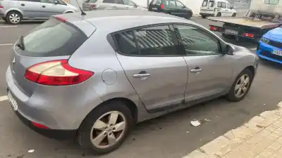 Veículo de Sucata renault megane iii berlina 5 p authentique do ano 2008 alimentado k4m858
