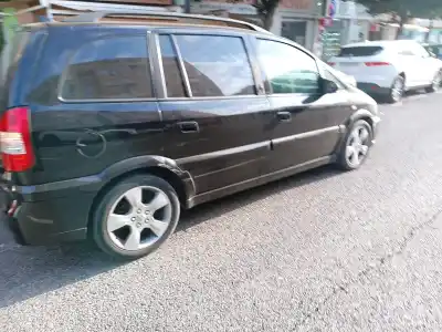 Scrapping Vehicle opel zafira a blue line of the year 2004 powered y22dtr