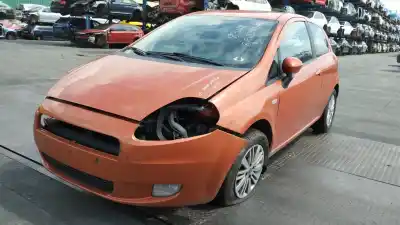 Veículo de Sucata fiat grande punto (199) 1.3 16v jtd cat do ano 2006 alimentado 199a2000