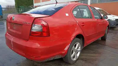 Veículo de Sucata skoda octavia berlina (1z3) ambition do ano 2011 alimentado cayc