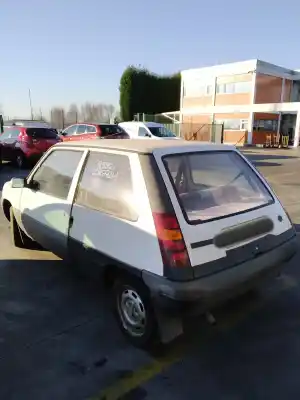 Vehicul casat renault 5 básico / l (r 1221) al anului 1985 alimentat c1c