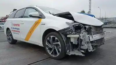 Scrapping Vehicle toyota auris (_e18_) 1.8 hybrid (zwe186_) of the year 2018 powered 2zr