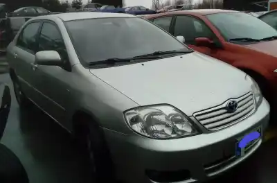 Veículo de Sucata TOYOTA COROLLA (E12) 2.0 D-4D Linea Luna Berlina do ano 2005 alimentado 1CDFTV