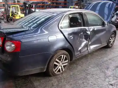 Scrapping Vehicle volkswagen jetta (1k2) advance of the year 2005 powered bkc