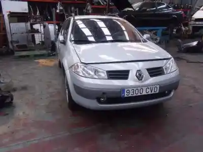 Veicolo di demolizione OTRAS MARCAS MEGANE II FAMILIAR Authentique Confort dell'anno 2004 alimentato F9Q800