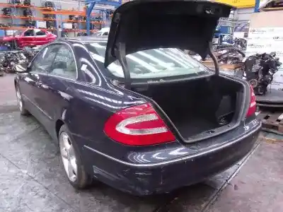 Verschrottungsfahrzeug mercedes-benz clase clk (w209) coupe 270 cdi (209.316) des jahres 2005 angetrieben om612967